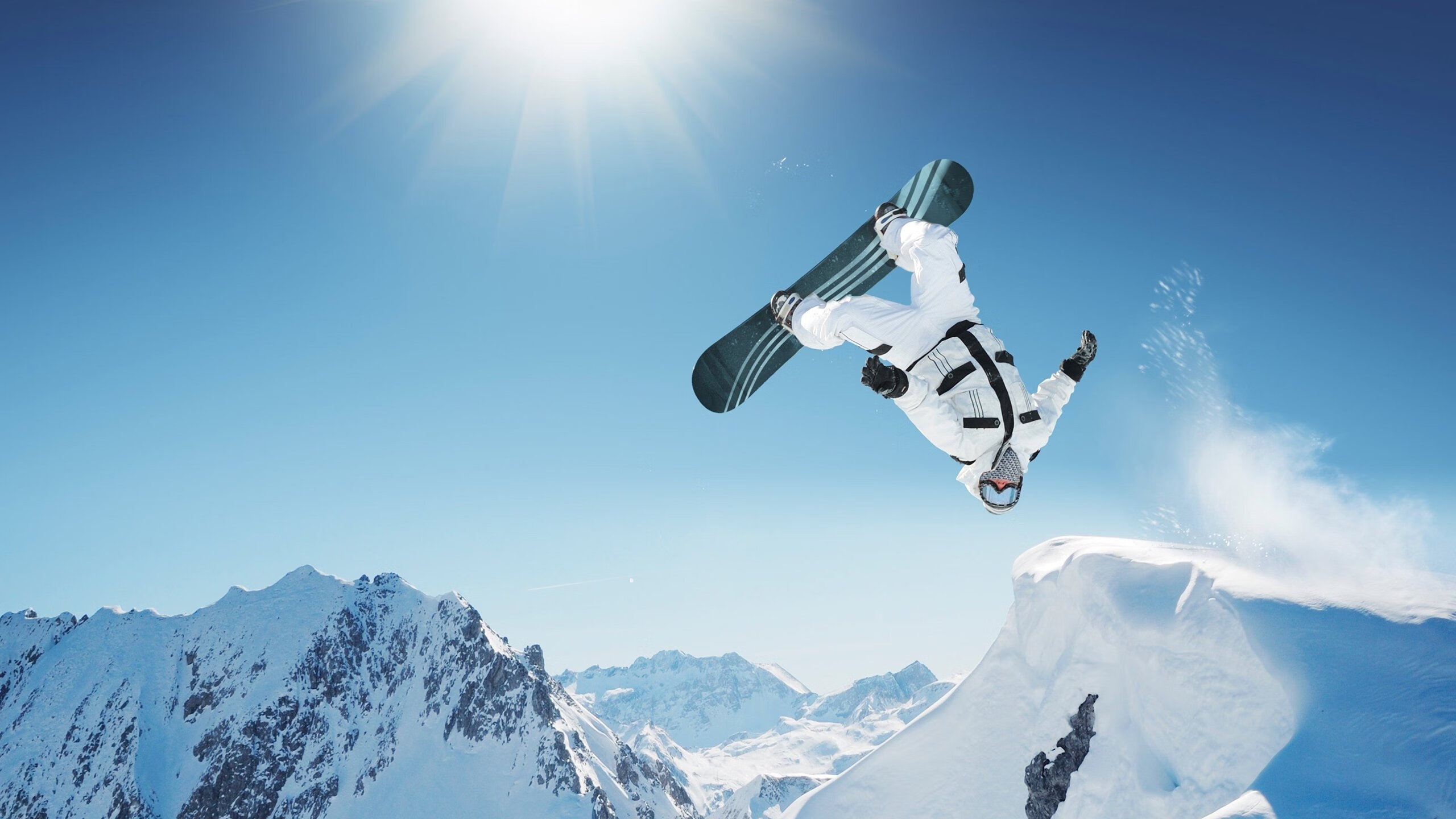 老将带领奇才，稳扎稳打赢比赛